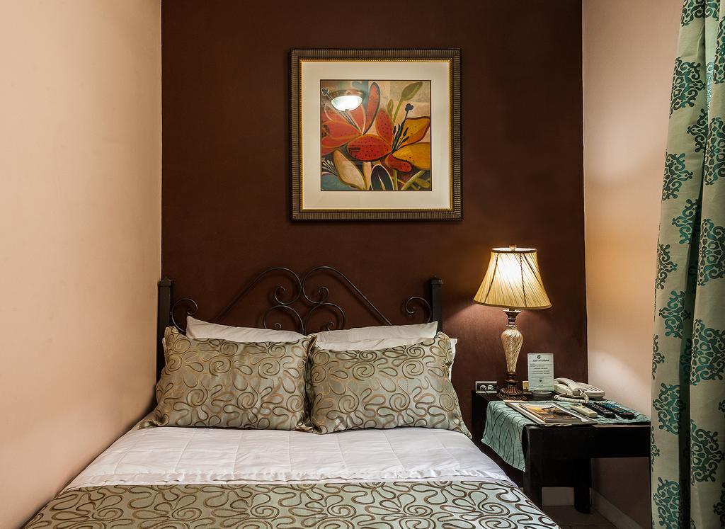 Inn At 87 Port of Spain Екстериор снимка