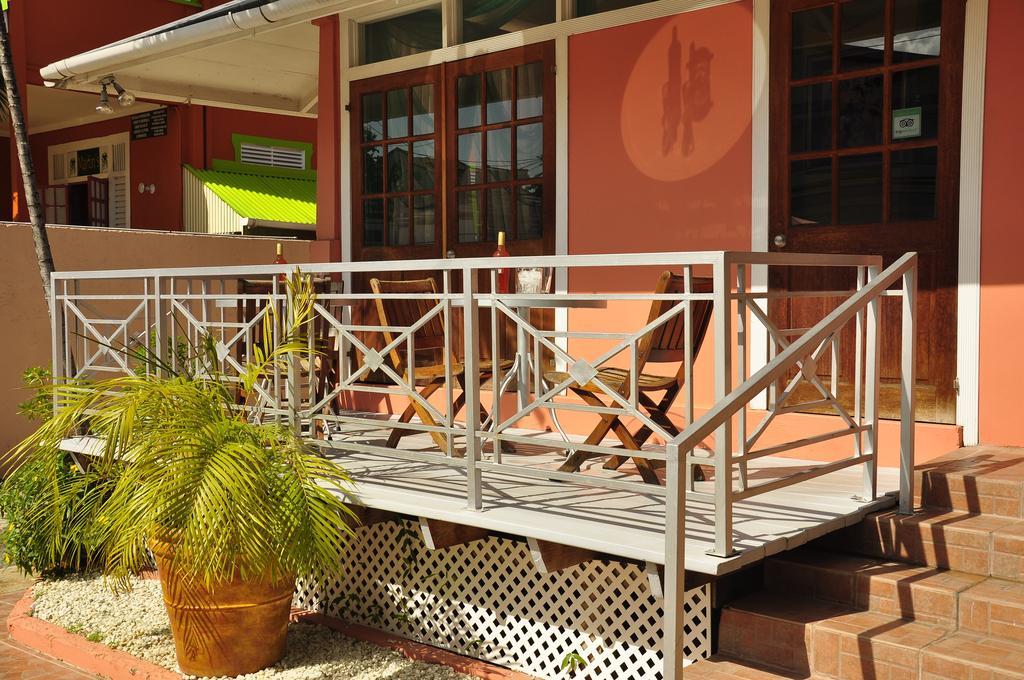 Inn At 87 Port of Spain Екстериор снимка